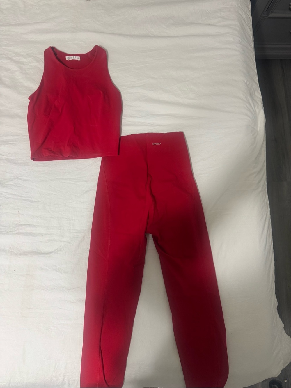Oysho Red Women’s Top - Classic Crew Neck